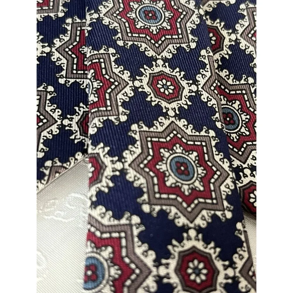 Oscar De La Renta Couture 100% Silk Red Blue Brown & White Geometric Men's Tie - Picture 5 of 10